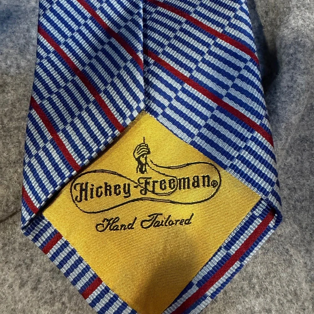 Hickey Freeman Mens Silk Tie Blue Red Striped Geometric Hand Tailored USA Made